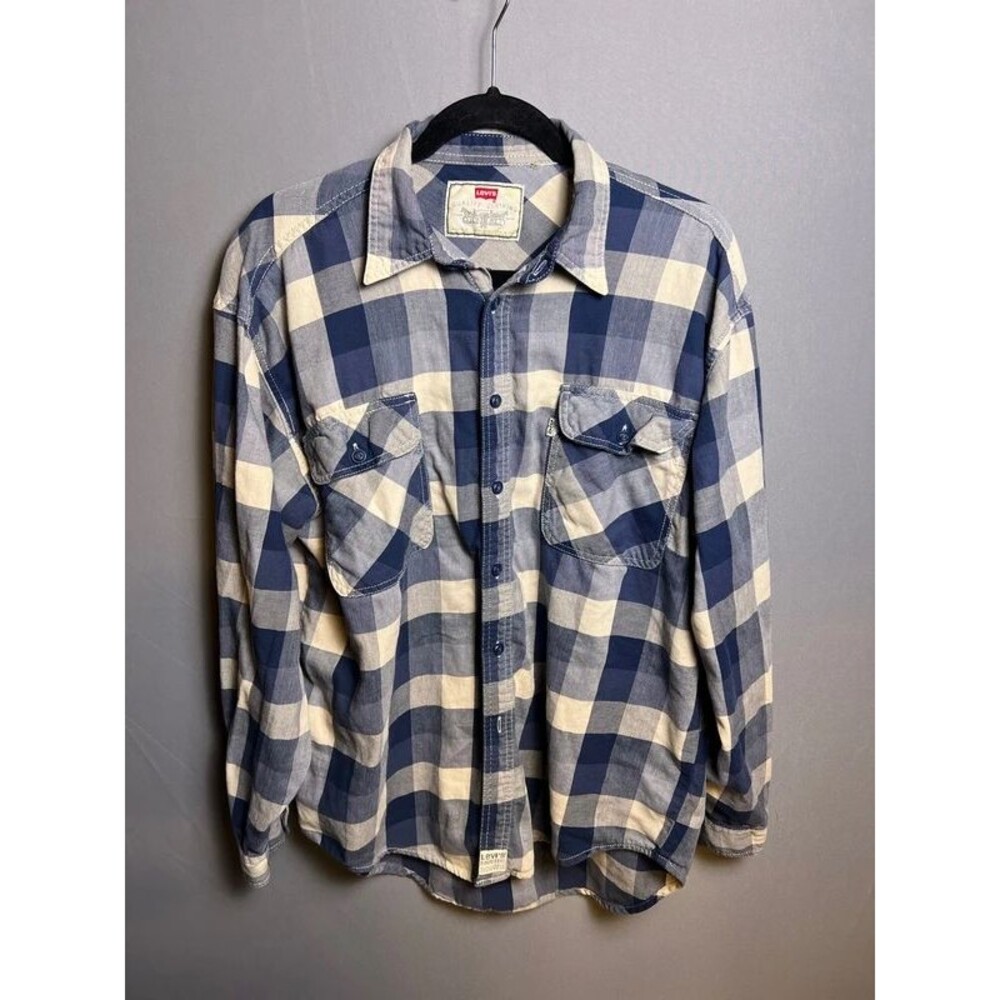 Levi’s Men’s XL Blue Cream Plaid Flannel Button Up Shirt 2012 Long Tail